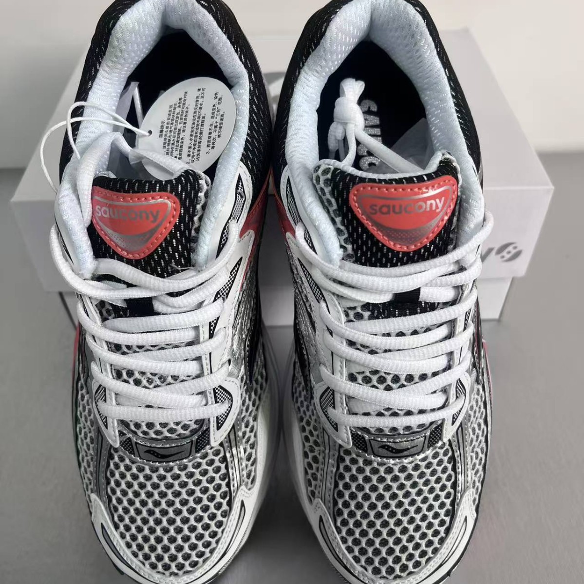 Saucony ProGrid Omni 9 rose argenté (pour femmes) – Image 3